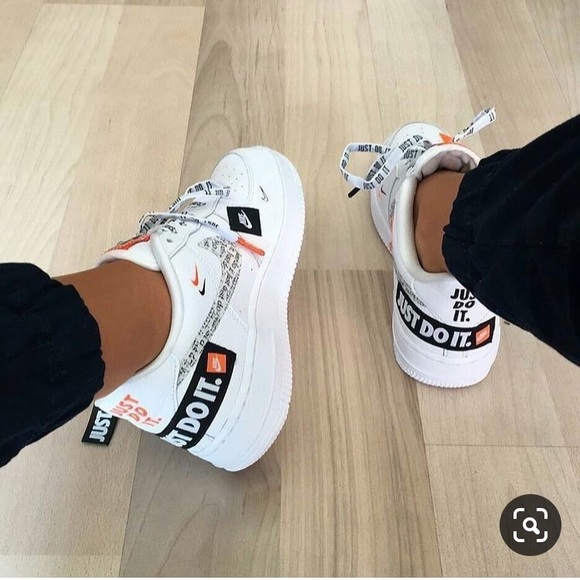 Meet your Posher, Andrea - Picture 1 of 1